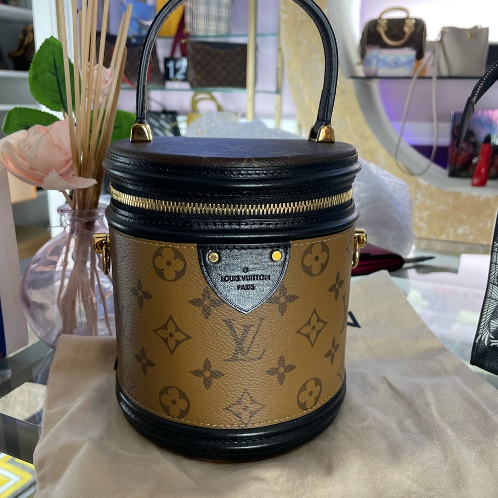 Cannes reverse monogram Louis Vuitton